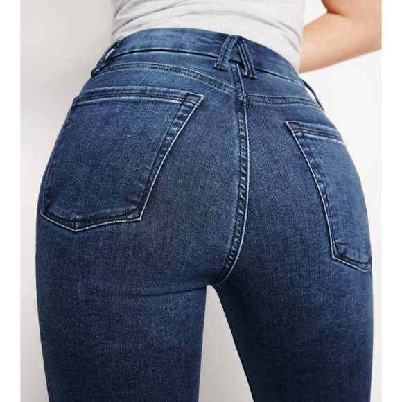 Good American Jeans Good Classic Slim Straight Jeans Women's 00 Indigo526 - Picture 4 of 15